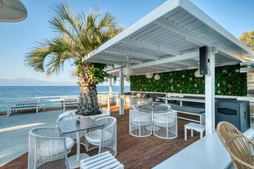 BW-boho-resort-hotel-pool-bar-3 (1)